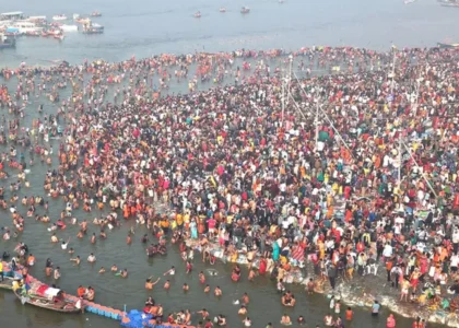 Maha Kumbh Mela : ముగిసిన కుంభమేళా.. చివరిరోజున భక్తుల సంఖ్య?