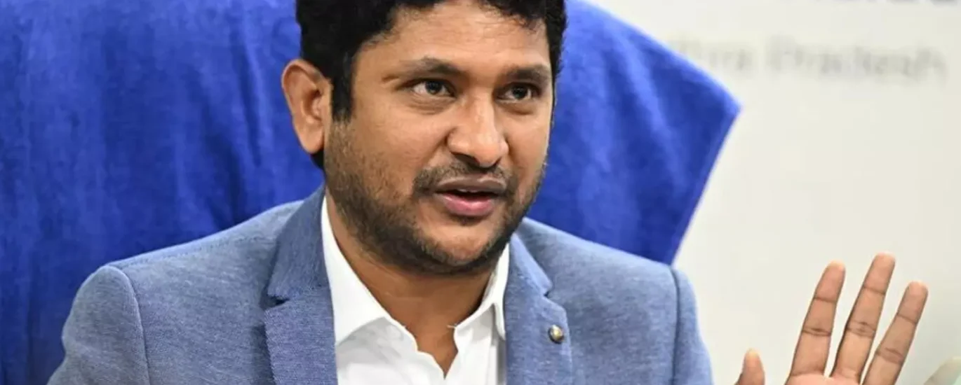 టీడీపీకి షాక్... జీవీరెడ్డి రాజీనామా