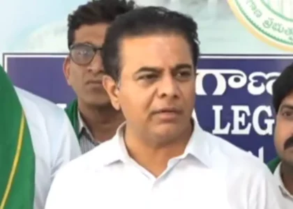 KTR : బడ్జెట్ తో సంక్షేమానికి సమాధి