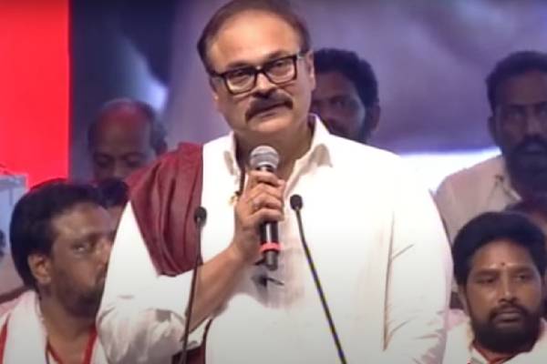 Pawan Kalyan: పవన్‌ను ఎవరైనా గెలిపించారనుకుంటే అది వారి ఖర్మ.. నాగబాబు ఆసక్తికర వ్యాఖ్యలు