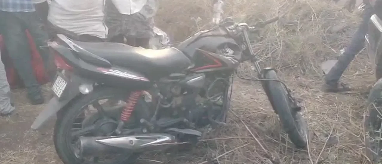 Palndau District: పల్నాడులో ప్రాణాలు తీసిన ఆధిపత్య పోరు.. ఇద్దరు టీడీపీ కార్యకర్తల దారుణ హత్య