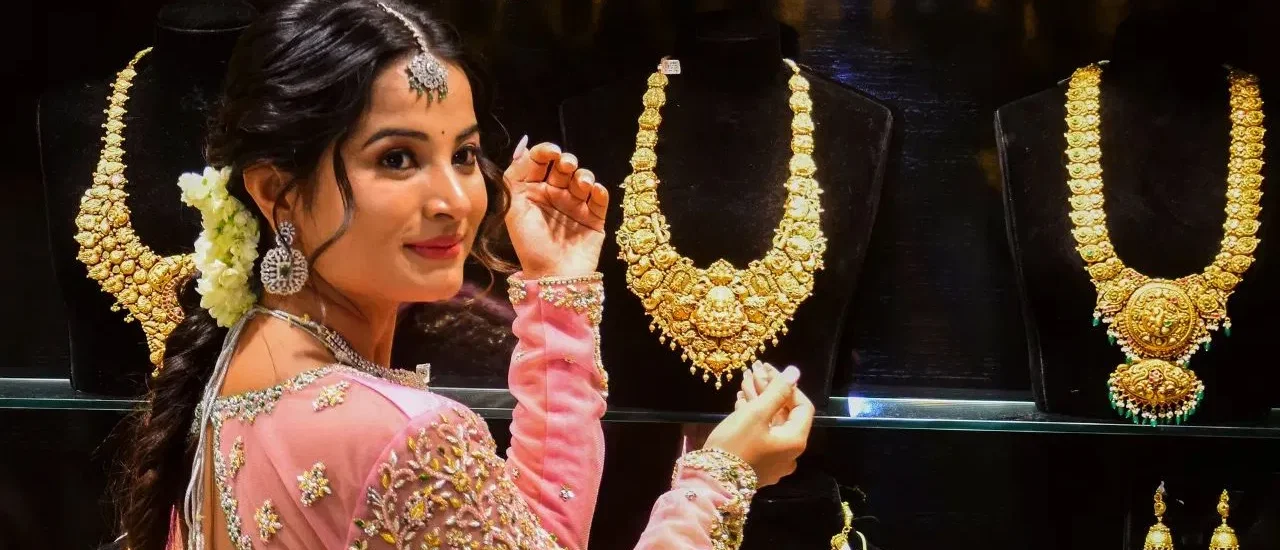 Gold: బడ్జెట్ తర్వాత బంగారం ధరలు తగ్గుతాయా.. అసలు నిజాలు ఏంటంటే..?